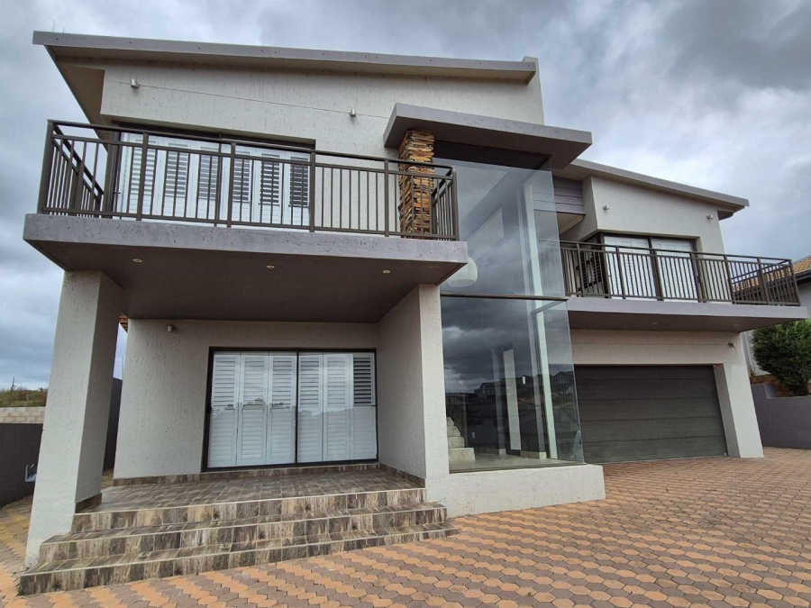 4 Bedroom Property for Sale in Monte Christo Western Cape